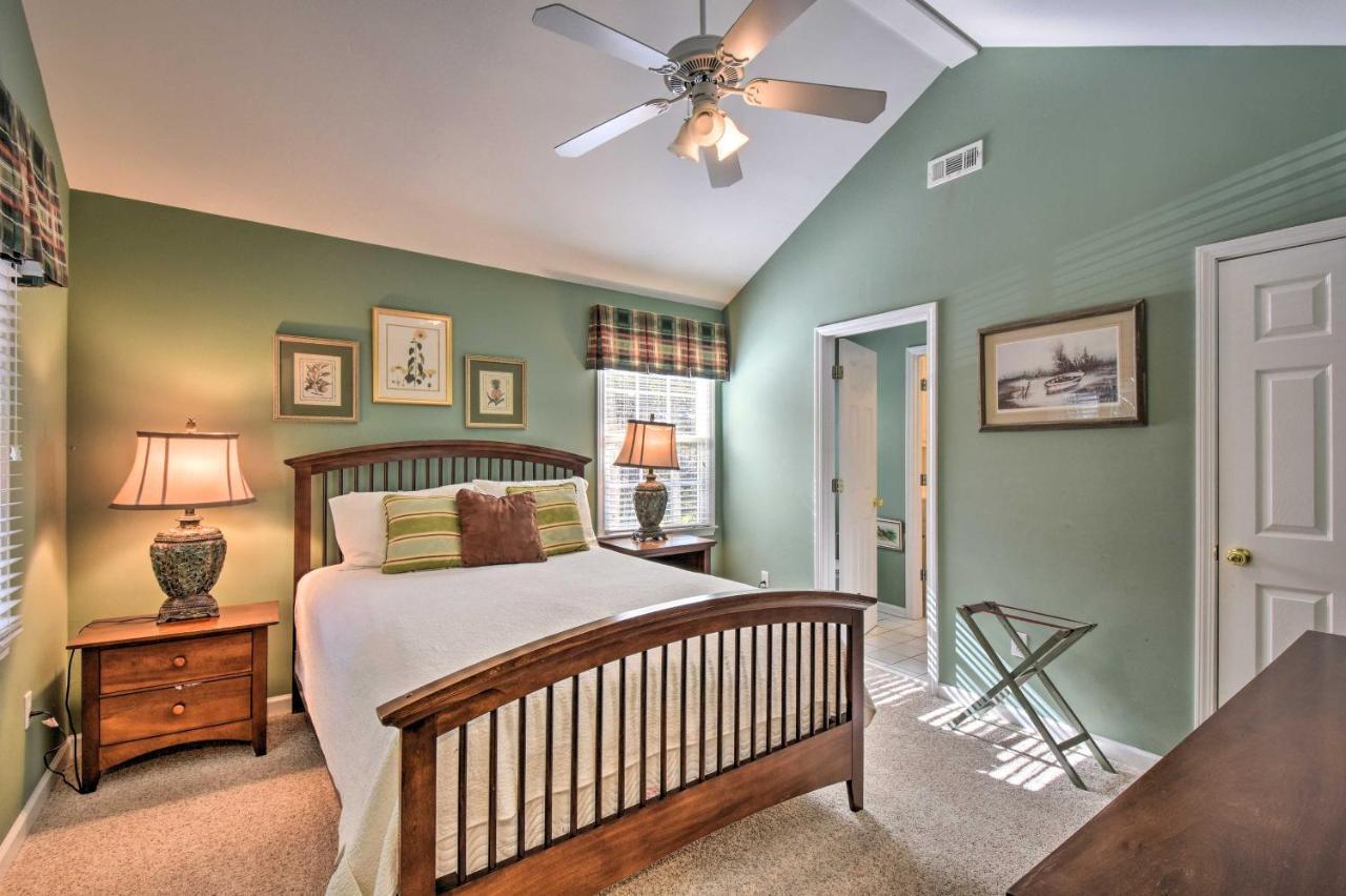 Lake Keowee Escape With Dock, Deck And Lake Access! Six Mile Eksteriør bilde